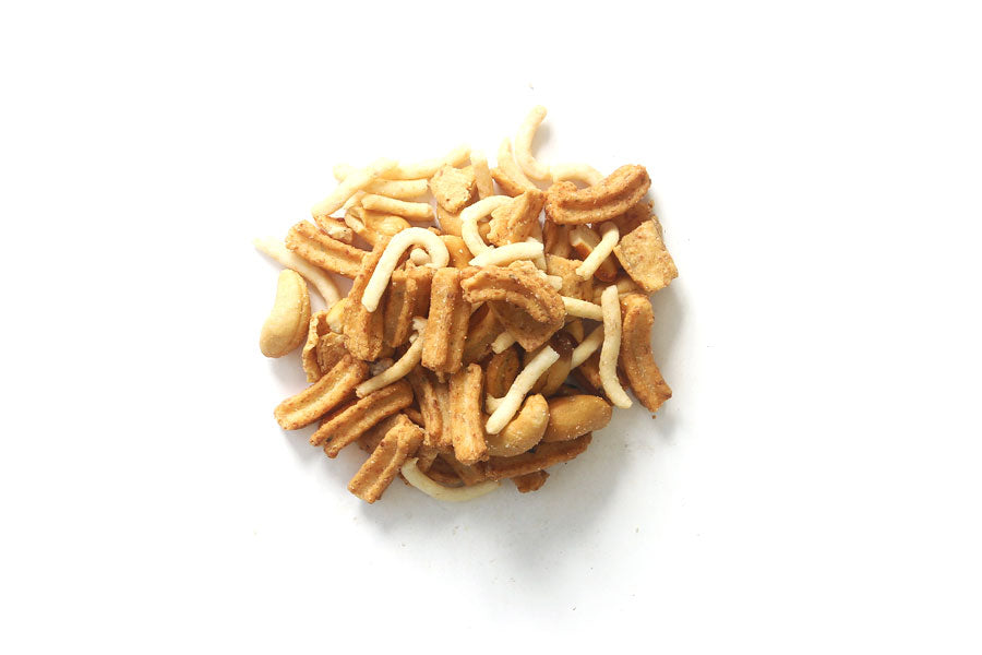 Orchard Valley Cashew Soy Mix loose — savoury umami snack with cashews and soy-glazed crackers