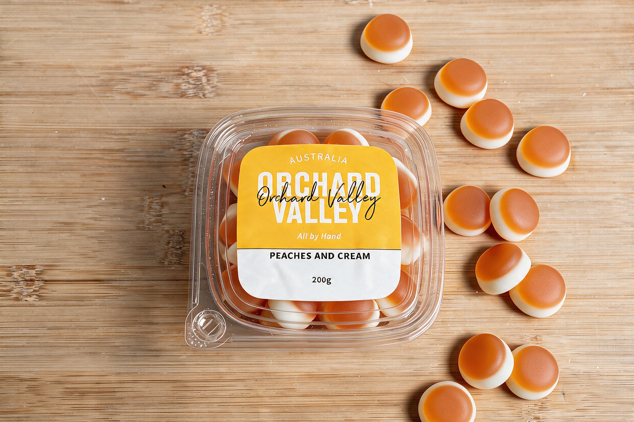 Peaches and Cream lollies 200g tub - Orchard Valley